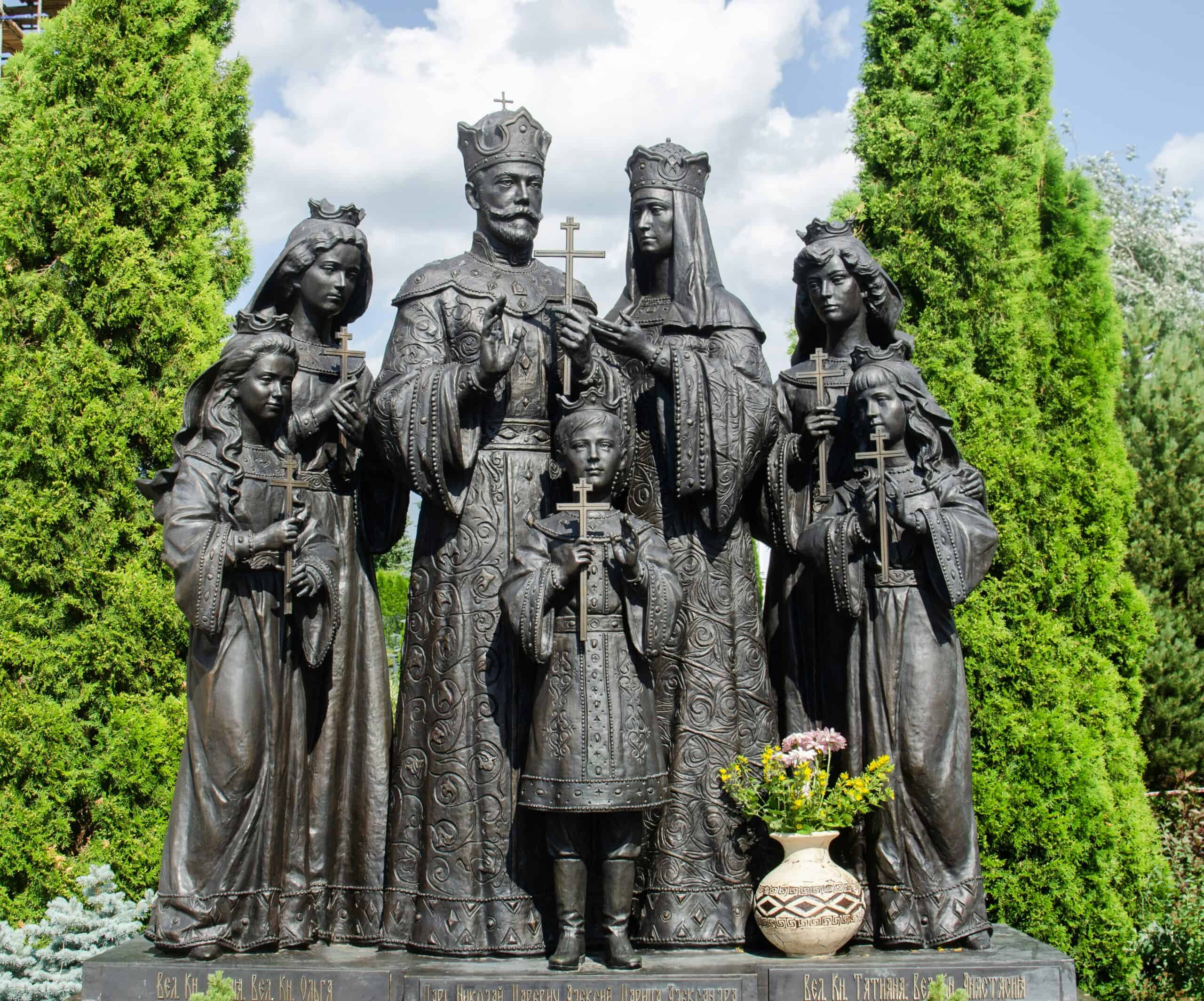 The Russian Revolution and the Fall of the Romanovs